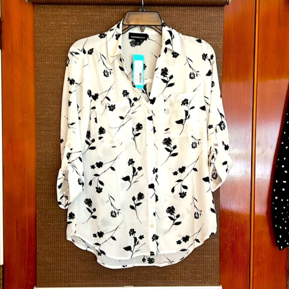 Women’s fortune, Ivy blouse, new size S button down Christelle NWT